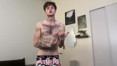 pretty boy online show from May 1, 6:05 am