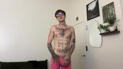 pretty boy online show from August 7, 4:30 am