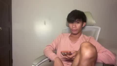 Charls online show from May 6, 3:23 pm