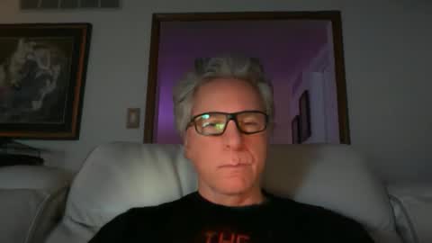 proud_patriot online show from April 27, 2:41 am