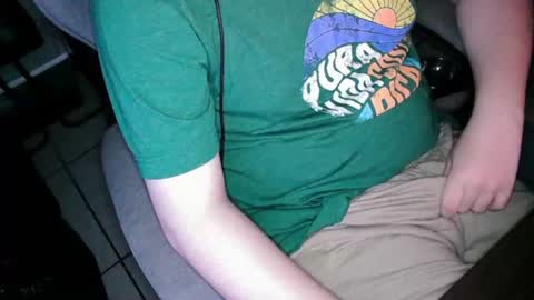 your mysterious man online show from July 25, 3:03 am
