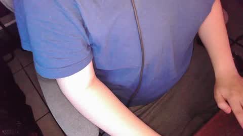 your mysterious man online show from July 20, 3:34 am