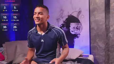 rafa_cruz online show from June 11, 1:42 pm