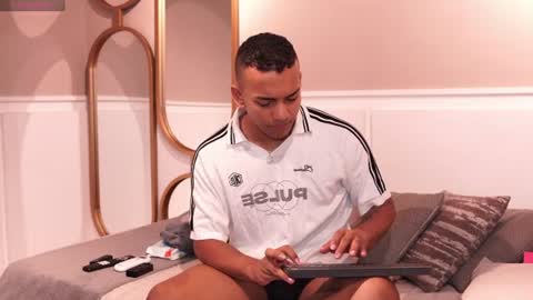 rafa_cruz online show from June 21, 8:36 pm