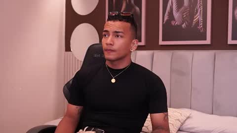 rafa_cruz online show from June 14, 6:54 pm