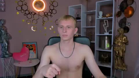 rafael online show from May 5, 12:29 pm