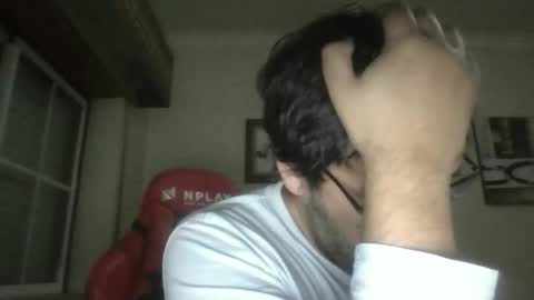 rafaelnunes1992 online show from May 17, 10:06 pm