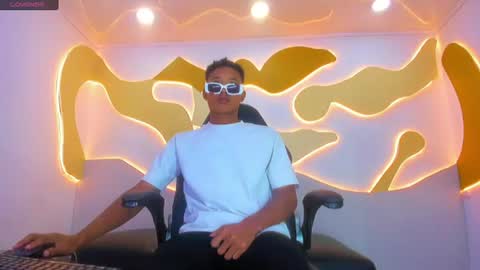 Rafael online show from July 3, 3:23 am
