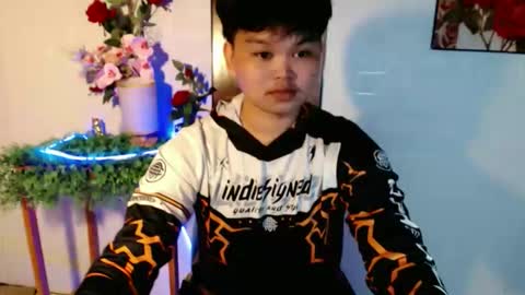 rain_cum online show from June 8, 12:50 pm