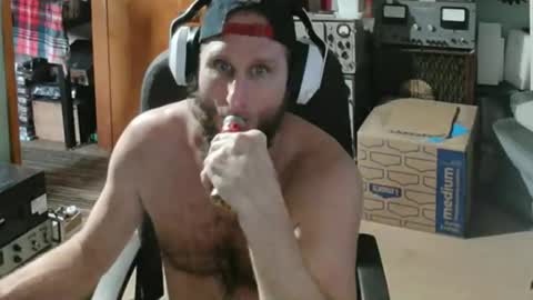 Randall online show from May 16, 9:13 pm