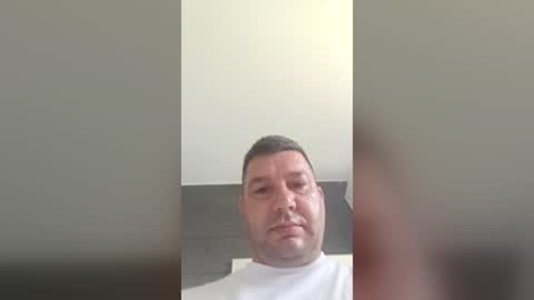 raoul_adi online show from August 3, 10:21 am