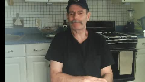 Ray online show from May 6, 3:34 pm