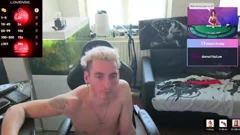 Rayzel White online show from May 11, 2:45 pm
