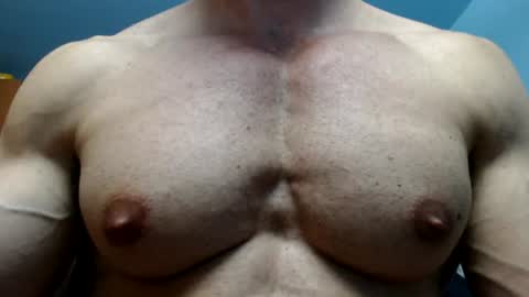 razorramon13 online show from July 30, 9:25 pm