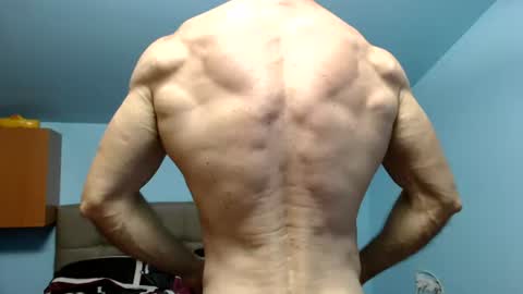 razorramon13 online show from August 2, 8:12 am