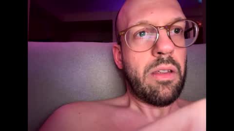 HugeSecret online show from May 9, 2:34 am