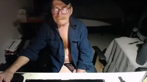 Red online show from May 10, 6:04 am