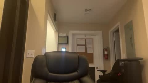 Anthony Starr online show from June 5, 2:27 am