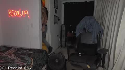 Red online show from May 22, 4:17 am