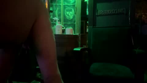 Lee online show from May 20, 3:35 am