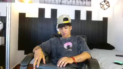 REN online show from July 24, 3:47 am