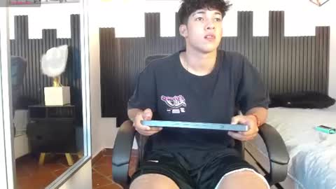 REN online show from July 22, 3:20 am