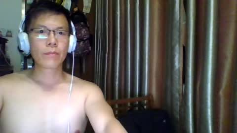 rhgfhdfhg1029 online show from July 18, 3:39 pm