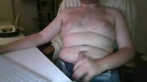 richard97188 online show from May 15, 11:13 pm