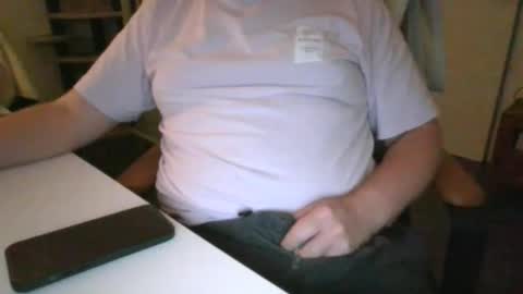 richard97188 online show from May 1, 9:28 pm