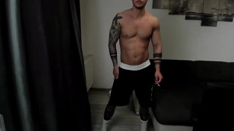 RichardDarell online show from May 14, 5:49 am