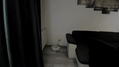 RichardDarell online show from May 10, 4:58 am
