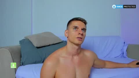Ricky online show from May 3, 3:42 am