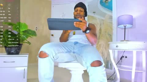 RicoBrowm online show from June 9, 4:03 am