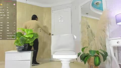 RicoBrowm online show from May 5, 3:52 am