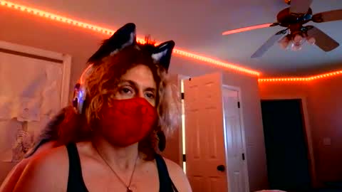 TheRealCatNoir online show from June 5, 7:47 am