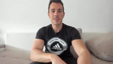 roberto4ever online show from May 16, 11:08 am