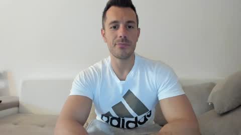 roberto4ever online show from May 7, 10:59 am