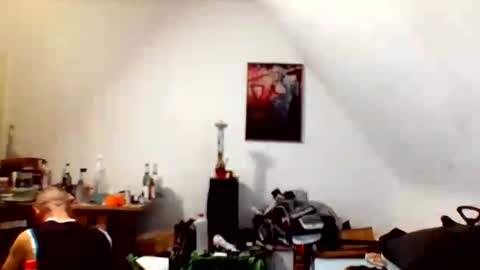 zenek robert online show from August 1, 4:22 am