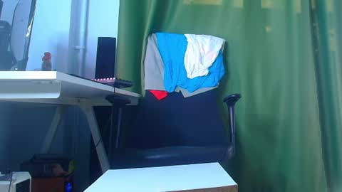 romaniamaster1 online show from July 18, 5:36 am