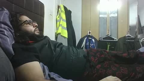 romeoisnotperfectbuthetries online show from February 3, 3:38 pm