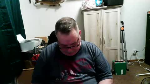 rwzar_1965 online show from August 5, 5:01 am