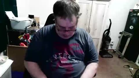 rwzar_1965 online show from May 8, 5:52 am