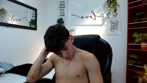 RYAN online show from June 10, 3:56 pm