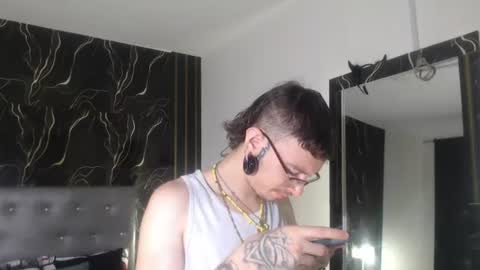 Ryan Owenss online show from July 2, 3:23 am