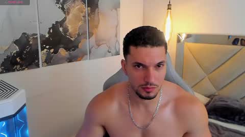 Ryan online show from August 3, 2:34 pm