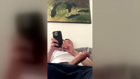 ryanmhoyt88 online show from April 27, 3:41 pm