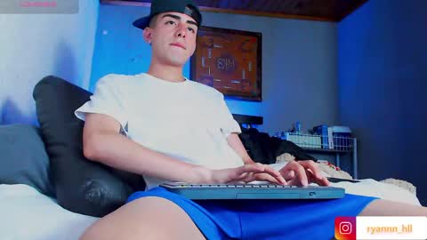 Ryannhill  online show from May 22, 4:12 pm