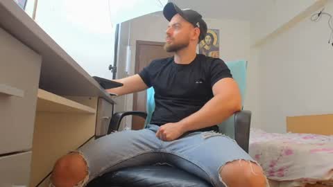 Ryanstone  online show from July 10, 6:17 am