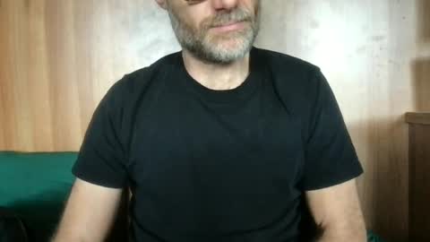 saint009 online show from June 24, 10:51 am