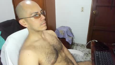 saintedy01 online show from May 6, 12:17 pm